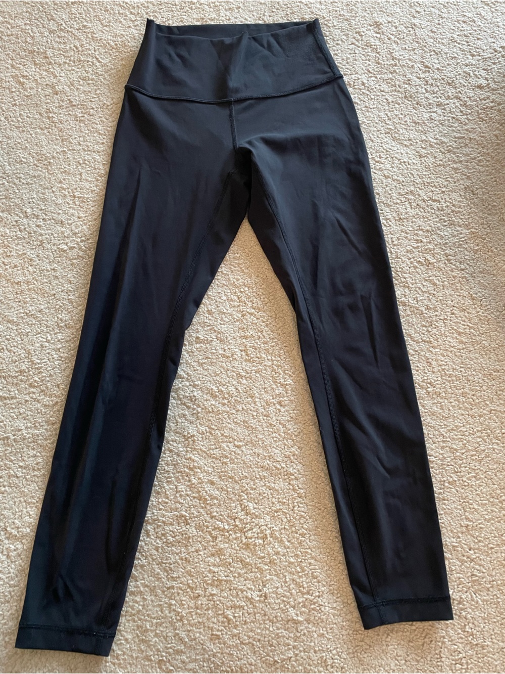 lululemon athletica Wunderunder 25” Crop in Luxtreme